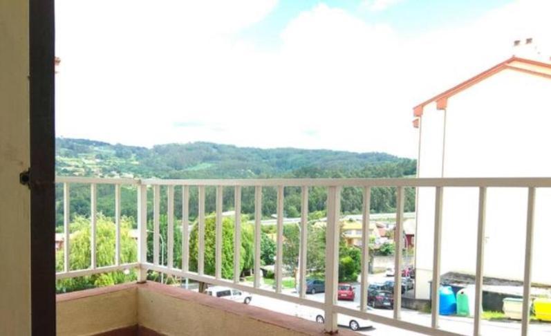 Amplio Piso En Pontedeume Apartamento Exterior foto